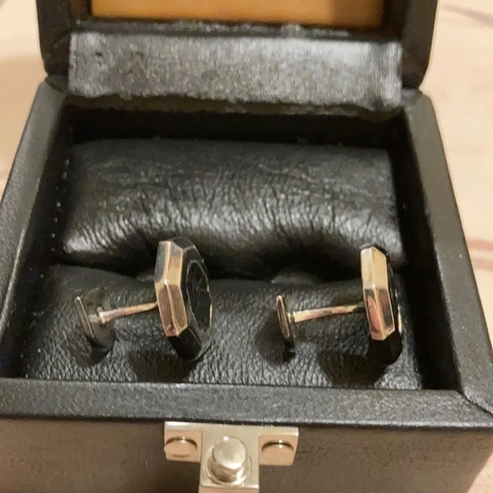 Bracaletti silver tone & black croc Czar cuff links in leather box-gently used